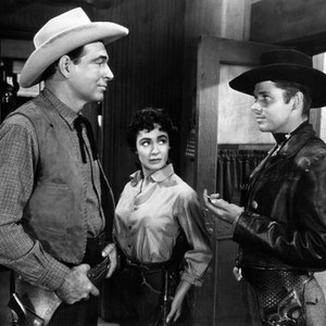 THE DUEL AT SILVER CREEK, from left, Steohen McNally, Susan Cabot, Audie Murphy, 1952