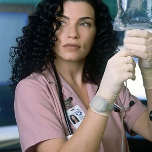 Julianna Margulies as Head Nurse Carol Hathaway