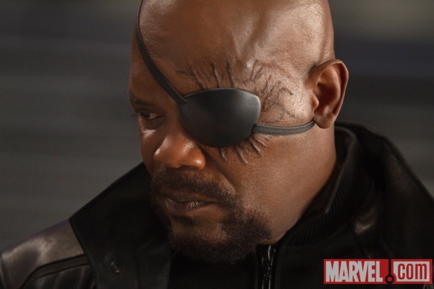 The Avengers merupakan sebuah kelompok yang terdiri dari para superhero yang dibentuk oleh Nick Fury untuk menjaga bumi dari berbagai ancaman.