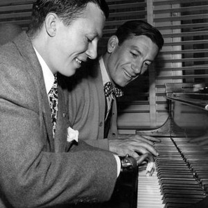 THE BEST YEARS OF OUR LIVES, Harold Russell, Hoagy Carmichael at the piano on set, 1946