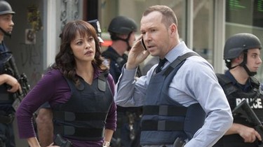 Brooklyn nine nine best sale s06e05 watch online
