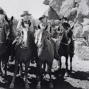 Bury Me Not on the Lone Prairie (1941) photo 1