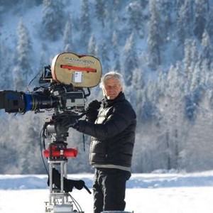 THE X-FILES: I WANT TO BELIEVE, (aka THE X FILES 2), director Chris Carter, on set, 2008, TM & Copyright ©20th Century Fox Film Corp. All rights reserved.