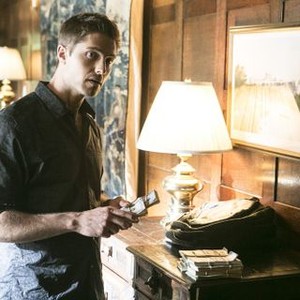 Witches of East End, Eric Winter, 'The Son Also Rises', Season 2, Ep. #2, 07/13/2014, ©LIFETIME