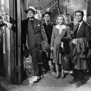BLUES IN THE NIGHT, from left, Wallace Ford, Jack Carson, Elia Kazan, Priscilla Lane, Billy Halop, Richard Whorf, Peter Whitney, 1941