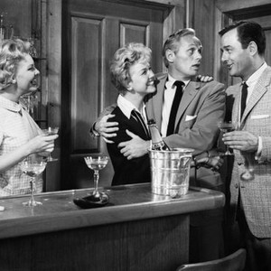 THE TUNNEL OF LOVE, Elisabeth Fraser, Doris Day, Richard Widmark, Gig Young, 1958