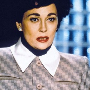 Mommie Dearest (1981)