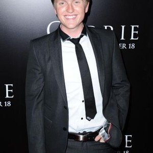 Max Topplin at arrivals for CARRIE Premiere, ArcLight Hollywood, Hollywood, CA October 7, 2013. Photo By: Dee Cercone/Everett Collection