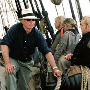 MASTER AND COMMANDER, Director Peter Weir, Russell Crowe on the set, 2003, TM & Copyright (c) 20th Century Fox Film Corp. All rights reserved.