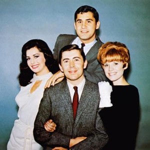 THE PAD AND HOW TO USE IT, from left: Edy Williams, Brian Bedford (front), James Farentino, Julie Sommars, 1966