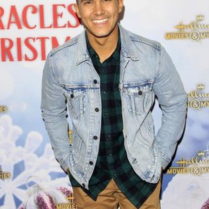 Carlos PenaVega at arrivals for Hallmark Channel Screening and Holiday Party, 189 by Dominique Ansel, Los Angeles, CA December 4, 2018. Photo By: Priscilla Grant/Everett Collection