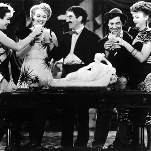 GO WEST, from left: Joan Woodbury, June MacCloy, Groucho Marx, Chico Marx, Iris Adrian (The Marx Brothers), 1940