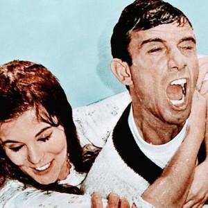THE SWINGER, from left, Ann-Margret, Anthony Franciosa, 1966
