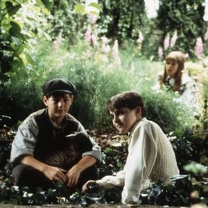 THE SECRET GARDEN, fromt from left: Andrew Knott, Heydon Prowse, Kate Maberly (rear), 1993, © Warner Brothers