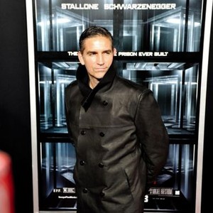 Jim Caviezel at arrivals for ESCAPE PLAN Premiere, Regal E-Walk 42nd Street Theater, New York, NY October 15, 2013. Photo By: John Paul Melendez/Everett Collection