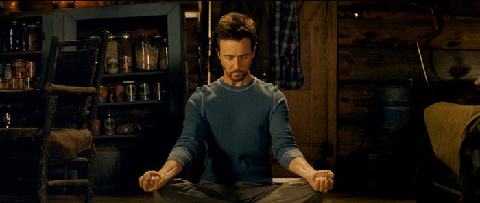 Karakter Bruce Banner atau Hulk diperankan oleh Edward Norton.