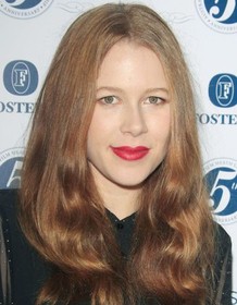 Anna McGahan