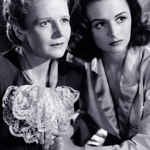 Eyes in the Night (1942) photo 8