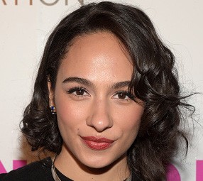 Aurora Perrineau