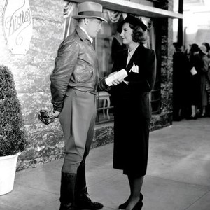 THE BRIDE WALKS OUT, Gene Raymond, Barbara Stnawyck, 1936
