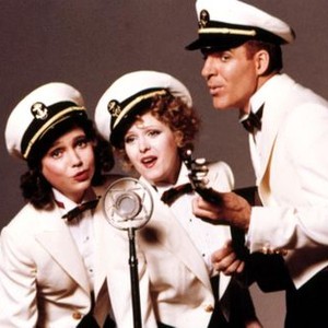 PENNIES FROM HEAVEN, Jessica Harper, Bernadette Peters, Steve Martin, 1981. © MGM