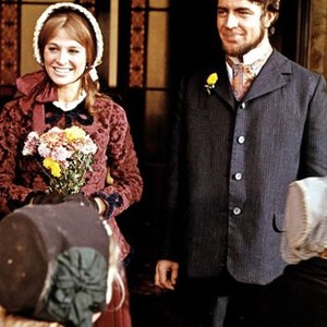 FAR FROM THE MADDING CROWD, Julie Christie, Alan Bates, 1967