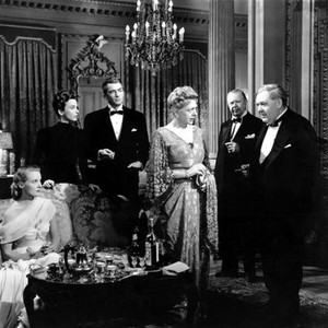 THE PARADINE CASE, Ann Todd, Joan Tetzel, Gregory Peck, Ethel Barrymore, Charles Coburn, Charles Laughton, 1947