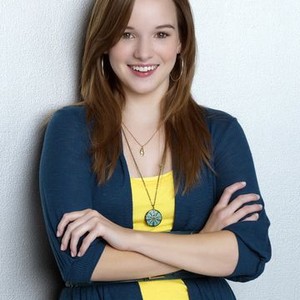 Kay Panabaker as Daphne Powell
