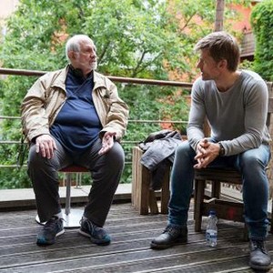DOMINO, FROM LEFT: DIRECTOR BRIAN DE PALMA, NIKOLAJ COSTER-WALDAU, ON-SET, 2019. PH: ROLF KONOW/© SABAN FILMS