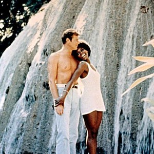 LIVE AND LET DIE, Roger Moore, Gloria Hendry, 1973