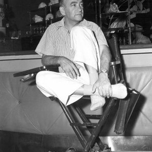 GILDA, director Charles Vidor on set, 1946