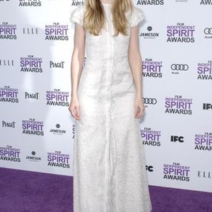 Brit Marling at arrivals for 2012 Film Independent Spirit Awards - Arrivals 2, on the beach, Santa Monica, CA February 25, 2012. Photo By: Michael Germana/Everett Collection