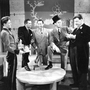 STEP LIVELY, Glen Vernon, Wally Brown, Alan Carney, George Murphy, Walter Slezak, 1944