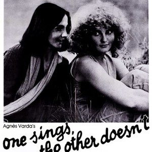 One Sings, the Other Doesn't (1977) photo 5