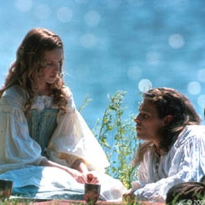 Francesca (MENA SUVARI) and D'Artagnan (JUSTIN CHAMBERS) find love in the midst of danger. photo 11