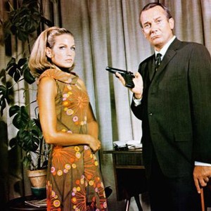 MAROC 7, from left: Alexandra Stewart, Denholm Elliott, 1967