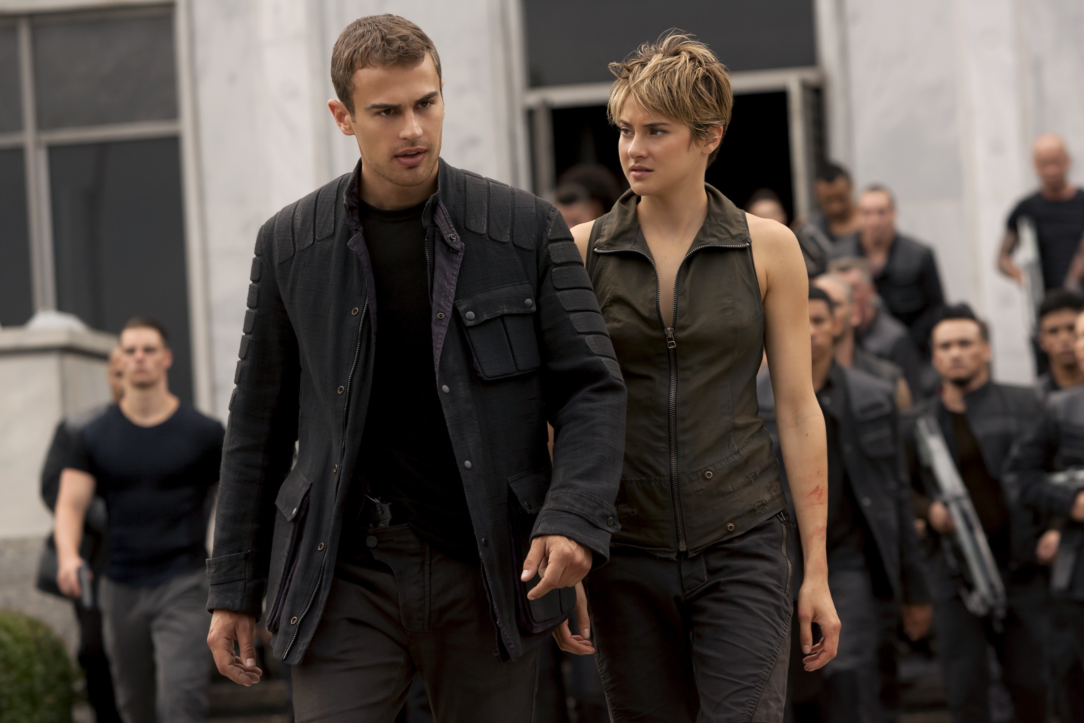 Insurgent: 'Stand Together' Trailer - Trailers & Videos - Rotten Tomatoes