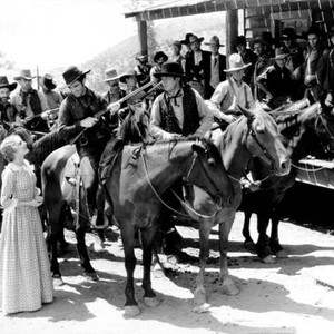 BILLY THE KID, Kay Johnson (standing front), Johnny Mack Brown, Wallace Beery, 1930