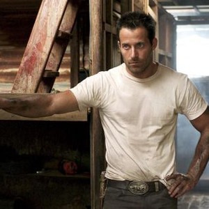 ANACONDAS: THE SEARCH FOR THE BLOOD ORCHID, Johnny Messner, 2004, (c) Screen Gems