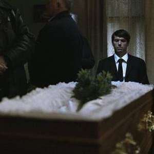 Press F Pay Respect GIF - Press F Pay Respect Coffin - Discover