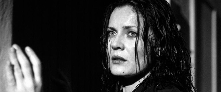 Figurali konkida uchuvchini lanet