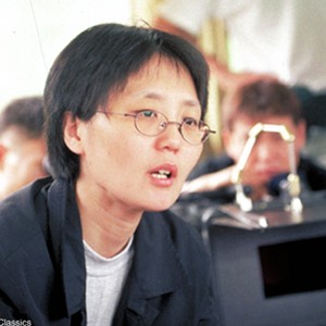 Writer/director Jeong-Hyang LEE on the set of the Paramount Classics' film THE WAY HOME. photo 11