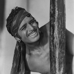 Douglas Fairbanks Sr. in "The Thief of Bagdad." photo 14