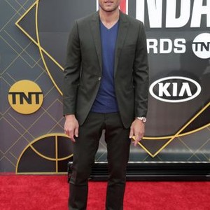Justin Hartley at arrivals for 2019 NBA Awards Presented by Kia on TNT, Barker Hangar, Santa Monica, CA June 24, 2019. Photo By: Priscilla Grant/Everett Collection