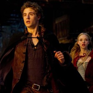 RED RIDING HOOD, from left: Max Irons, Amanda Seyfried, 2011. ph: Kimberly French/©Warner Bros.