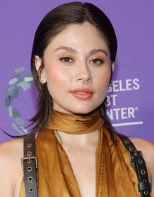 Chloe Van Landschoot - Rotten Tomatoes