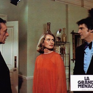 THE MEDUSA TOUCH, (aka LA GRANDE MENACE), from left: Richard Burton, Marie-Christine Barrault, Jeremy Brett, 1978, © Warner Brothers