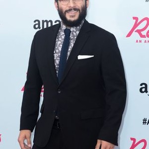 Ennis Esmer at arrivals for Amazon Red Carpet Premiere Screening for RED OAKS, The Ziegfeld Theatre, New York, NY September 29, 2015. Photo By: Abel Fermin/Everett Collection