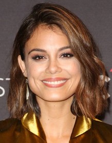 Nathalie Kelley