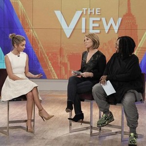 The View, Nicolle Wallace (L), Sarah Hyland (C), Whoopi Goldberg (R), 08/11/1997, ©ABC